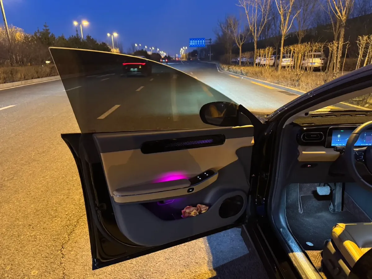 2024 Leapmotor C01 1.5L 95HP L4 REEV 30.1KWH,autocango,china used car exporter,china ev exporter,chinese used car exporter,chinese used ev exporter