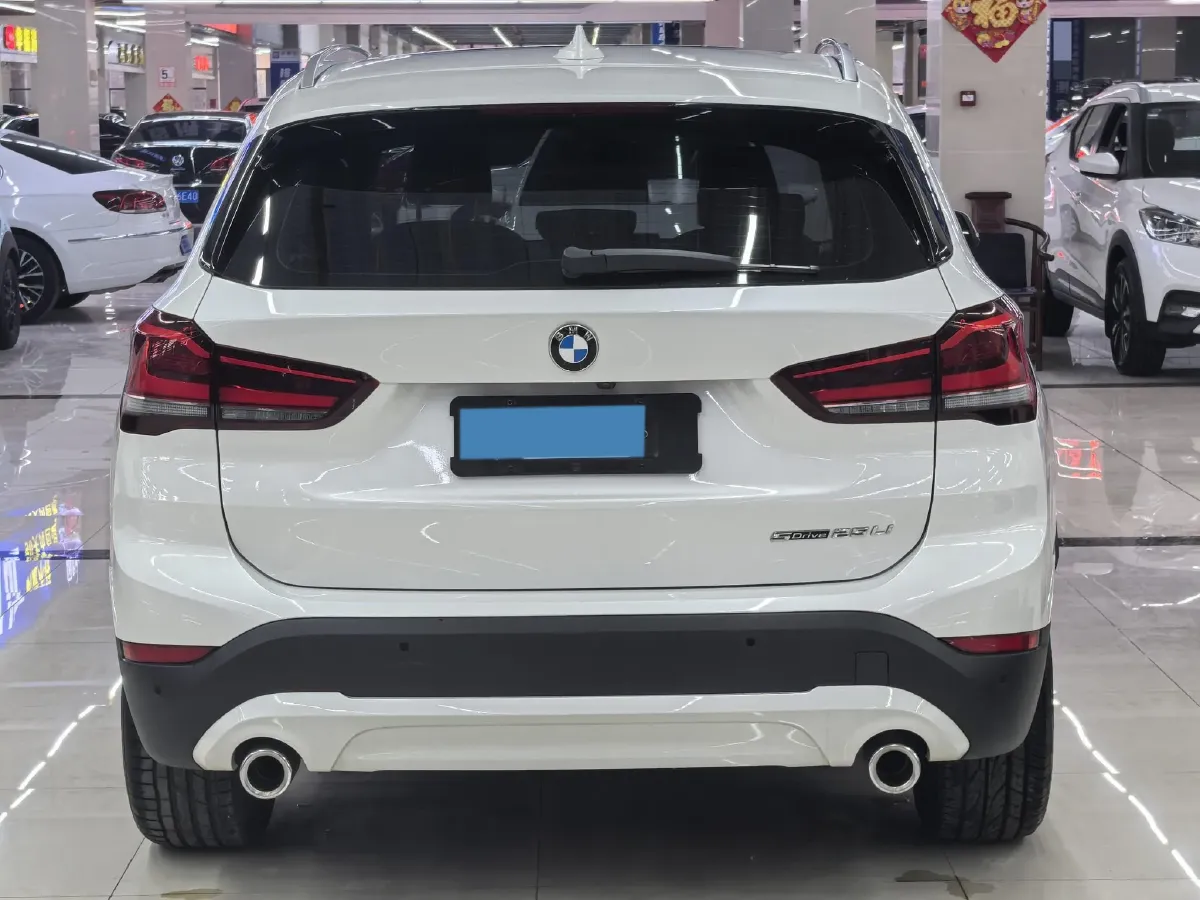 2022 BMW X1 2.0T 192HP L4 7DCT,autocango,china used car exporter,china ev exporter,chinese used car exporter,chinese used ev exporter