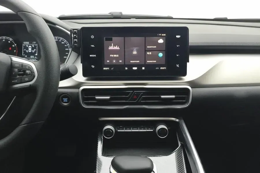 2024 Geely Coolray 1.5T 181HP L4 7DCT,autocango,china used car exporter,china ev exporter,chinese used car exporter,chinese used ev exporter