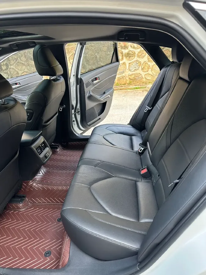 2023 Toyota Avalon 2.0L 177HP L4 CVT,autocango,china used car exporter,china ev exporter,chinese used car exporter,chinese used ev exporter