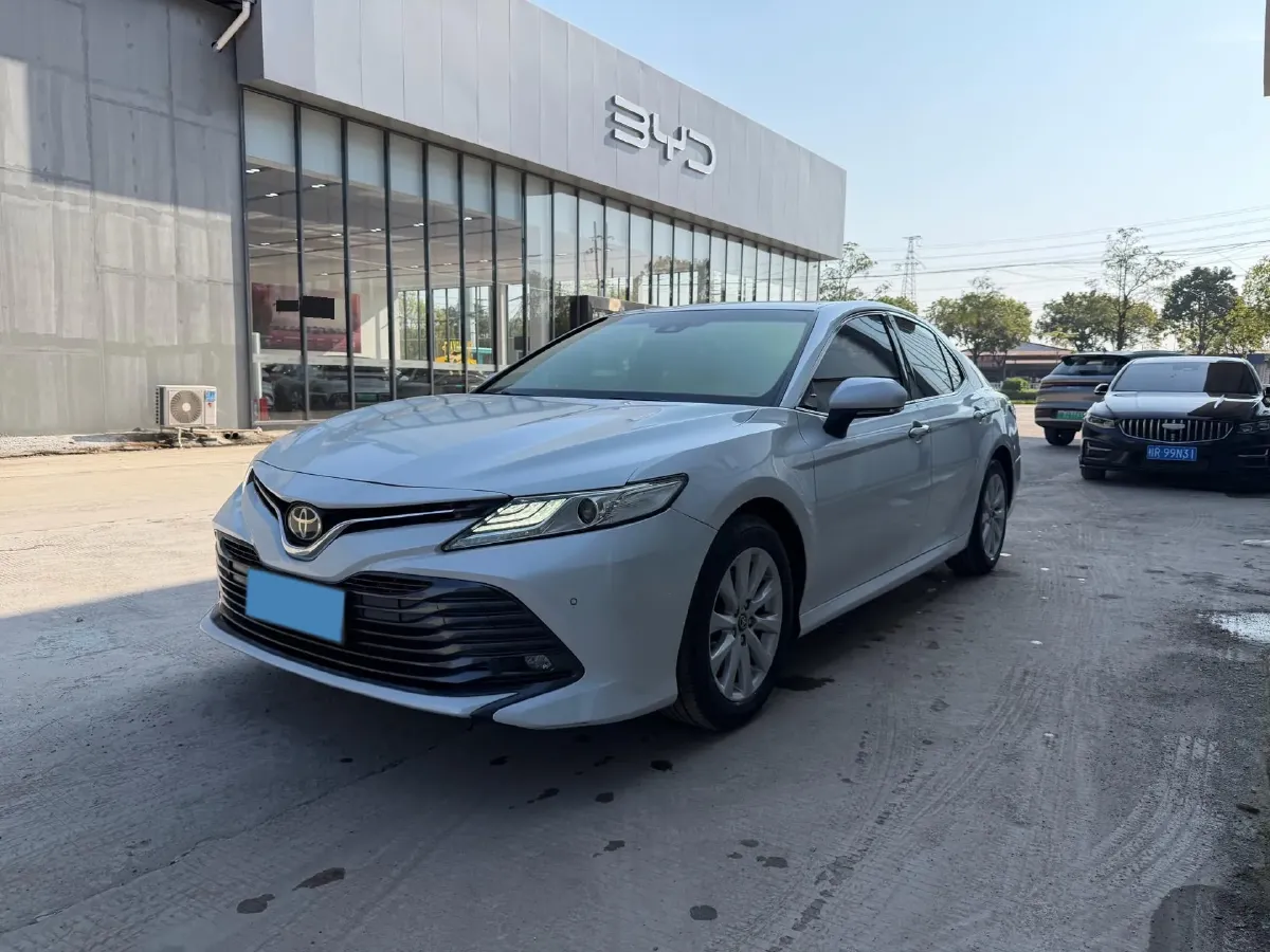 2019 Toyota Camry 2.0L 178HP L4 CVT,autocango,china used car exporter,china ev exporter,chinese used car exporter,chinese used ev exporter