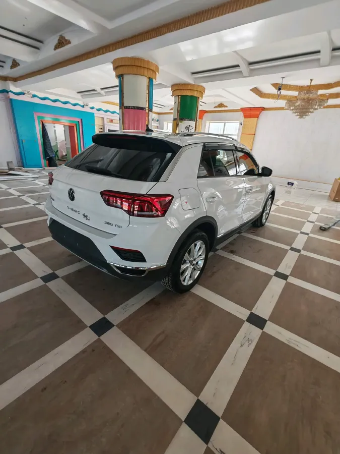 2022 Volkswagen T-Roc 1.4T 150HP L4 7DCT,autocango,china used car exporter,china ev exporter,chinese used car exporter,chinese used ev exporter