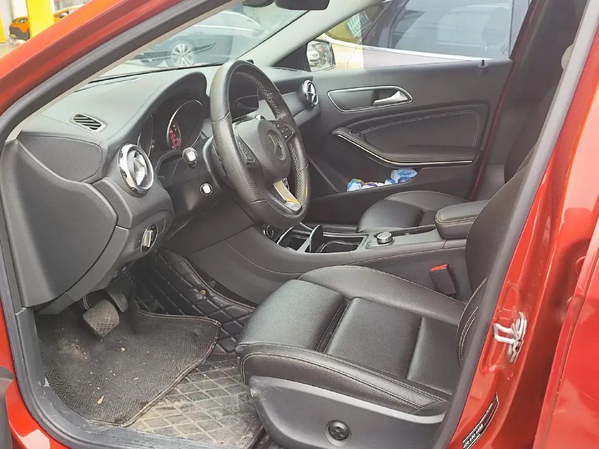 2018 Mercedes-Benz GLA Class 2.0T 184HP L4 7DCT,autocango,china used car exporter,china ev exporter,chinese used car exporter,chinese used ev exporter