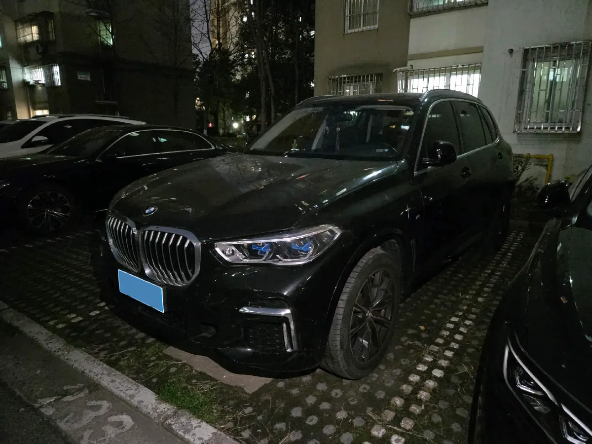 2022 BMW X5 2.0T 245HP L4 8AT,autocango,china used car exporter,china ev exporter,chinese used car exporter,chinese used ev exporter