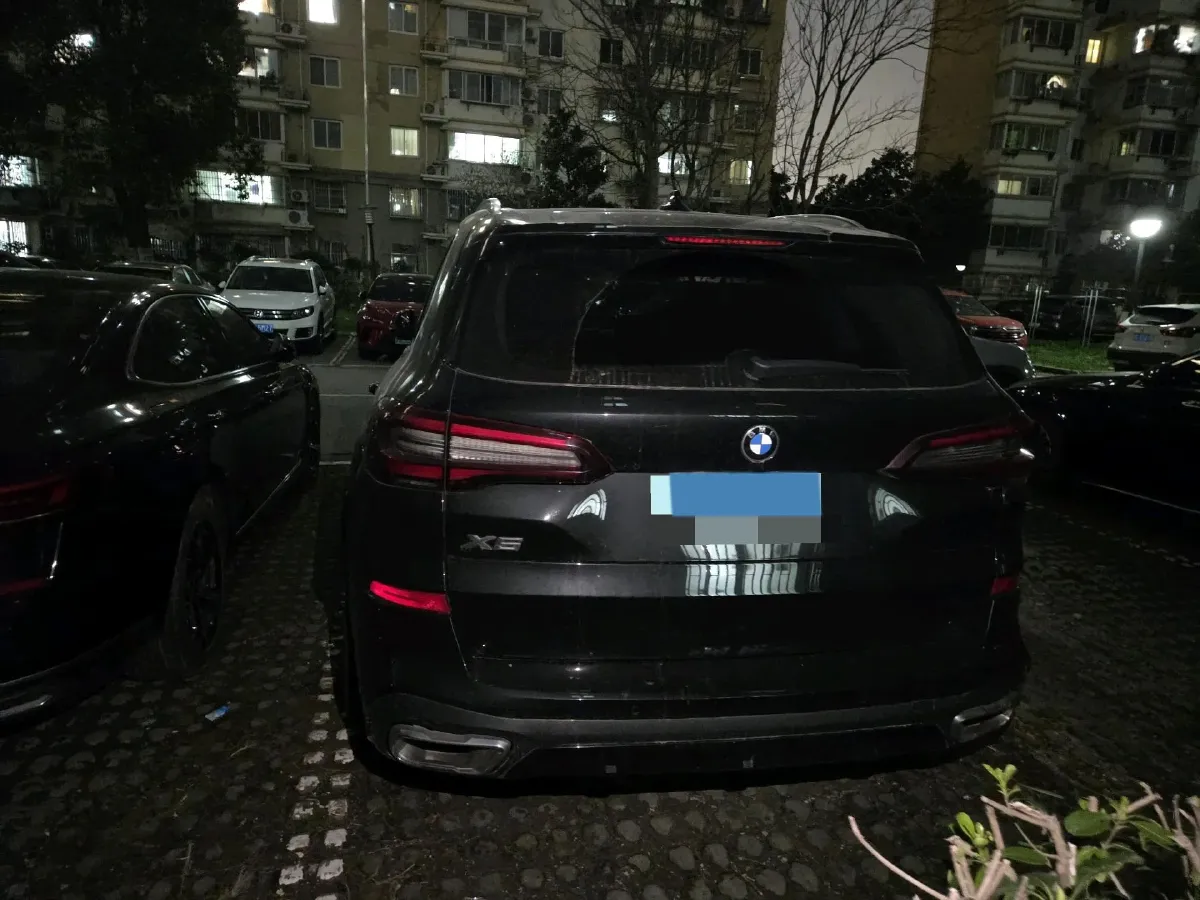 2022 BMW X5 2.0T 245HP L4 8AT,autocango,china used car exporter,china ev exporter,chinese used car exporter,chinese used ev exporter