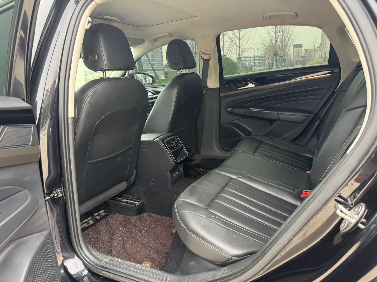 2019 Chevrolet Equinox 1.5T 180HP L4 6AT,autocango,china used car exporter,china ev exporter,chinese used car exporter,chinese used ev exporter