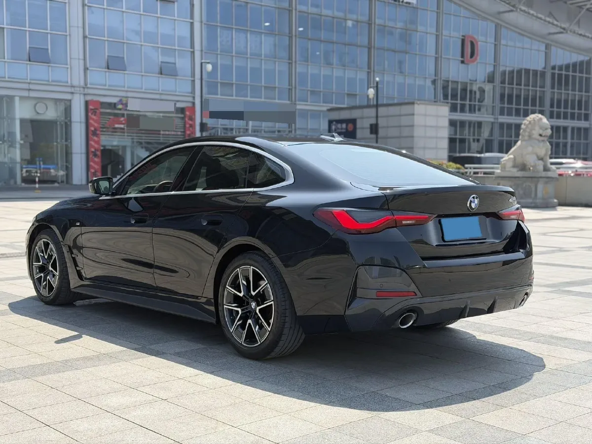 2022 BMW 8 Series 3.0T 333HP L6 8AT,autocango,china used car exporter,china ev exporter,chinese used car exporter,chinese used ev exporter