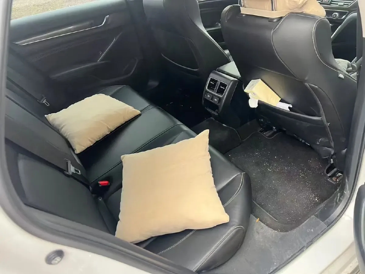 2022 Honda Accord 1.5T 194HP L4 CVT,autocango,china used car exporter,china ev exporter,chinese used car exporter,chinese used ev exporter