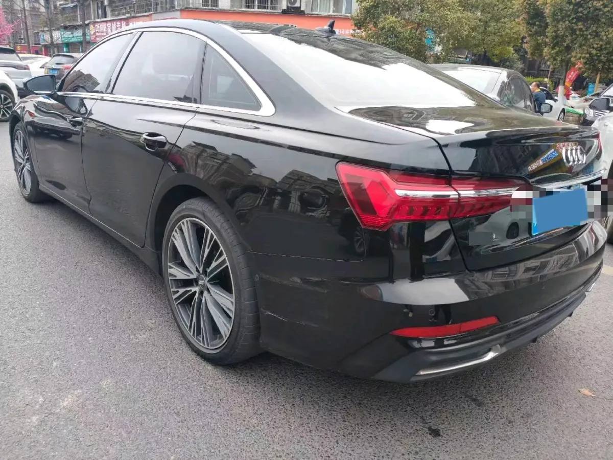 2019 Mercedes-Benz GLC Class 2.0T 245HP L4 9AT,autocango,china used car exporter,china ev exporter,chinese used car exporter,chinese used ev exporter