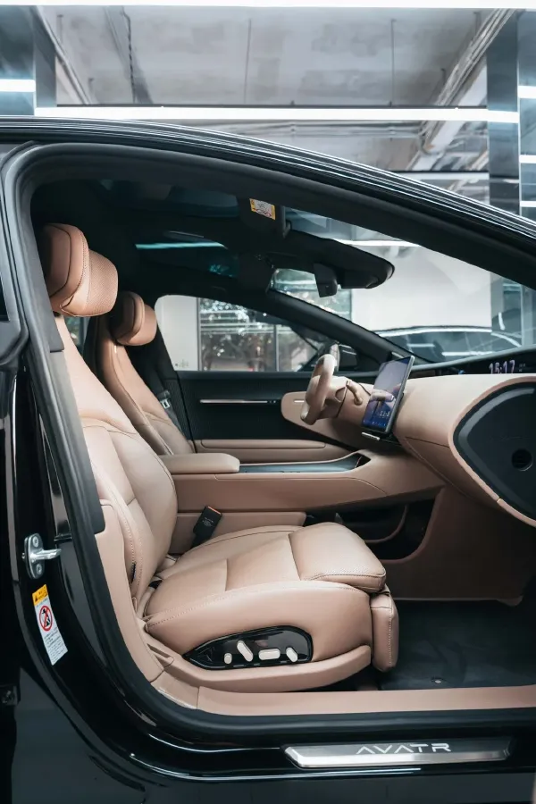 2025 Avatr 12 BEV,autocango,china used car exporter,china ev exporter,chinese used car exporter,chinese used ev exporter