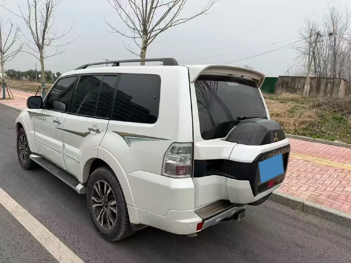 2017 Honda Jade 1.8L 141HP L4 5AT,autocango,china used car exporter,china ev exporter,chinese used car exporter,chinese used ev exporter