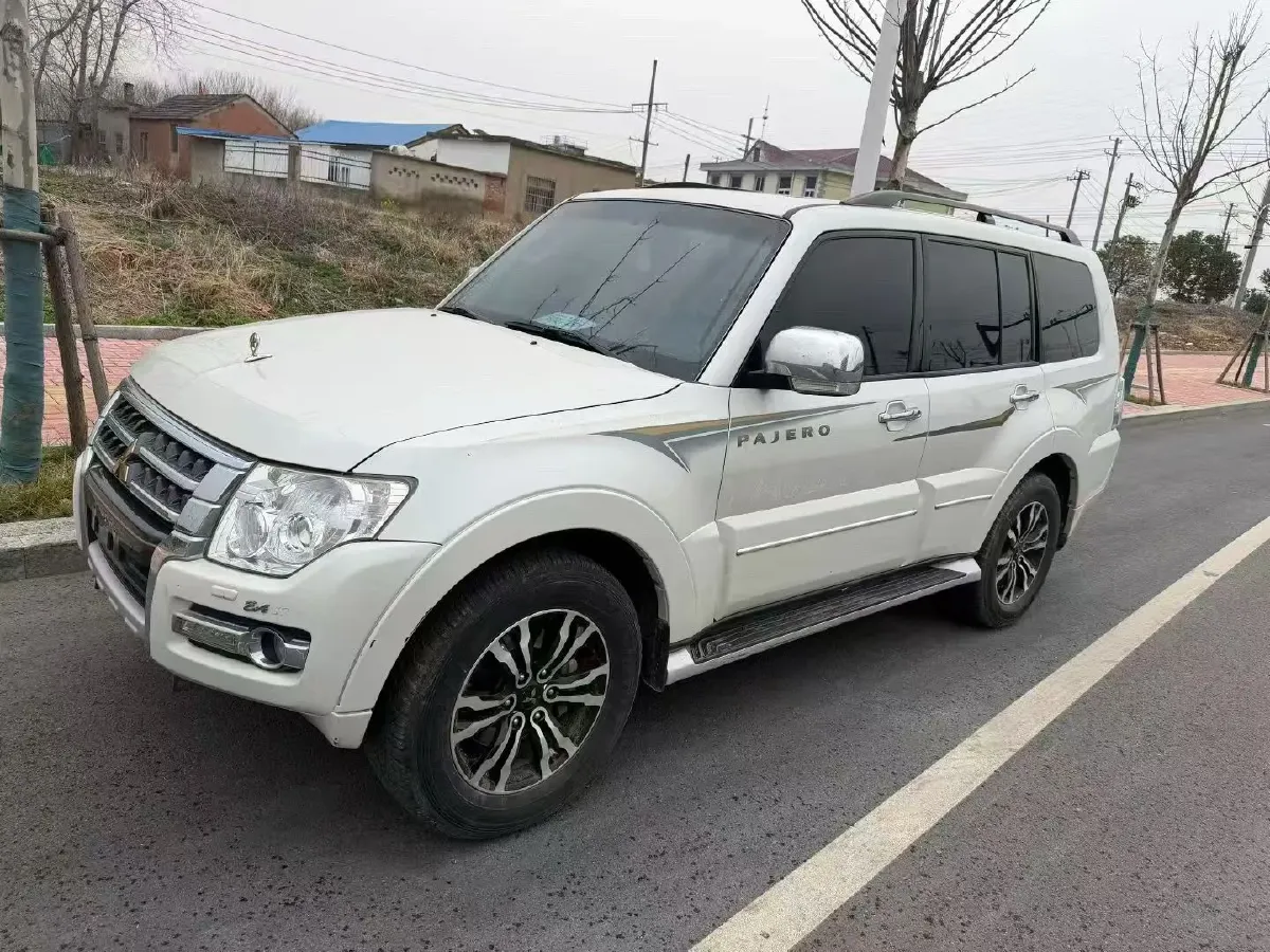 2017 Honda Jade 1.8L 141HP L4 5AT,autocango,china used car exporter,china ev exporter,chinese used car exporter,chinese used ev exporter