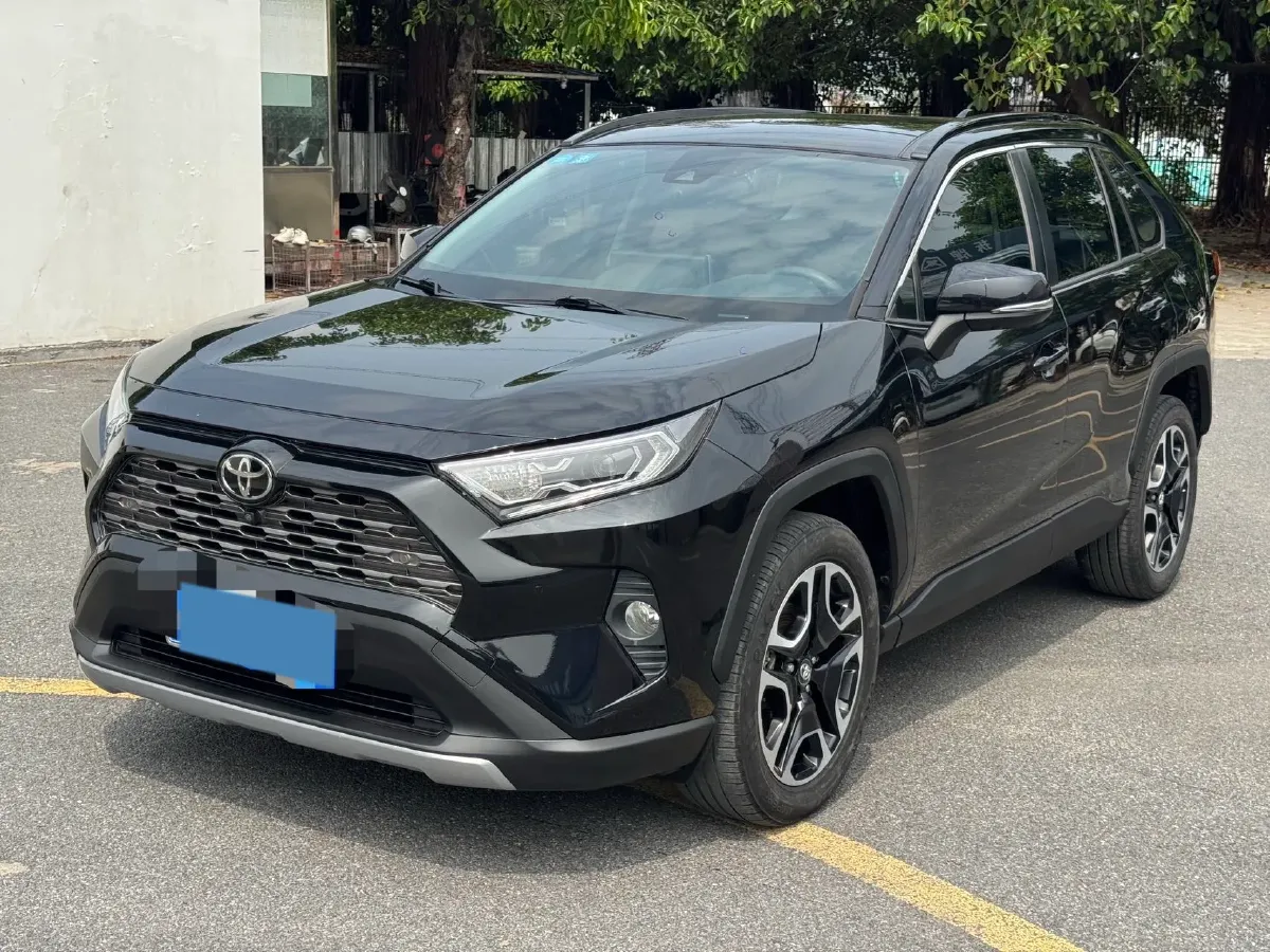 2020 Toyota RAV4 2.0L 171HP L4 CVT,autocango,china used car exporter,china ev exporter,chinese used car exporter,chinese used ev exporter