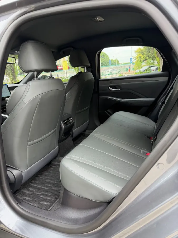 2025 BYD Qin Plus 1.5L 101HP L4 E-CVT PHEV 7.68KWH,autocango,china used car exporter,china ev exporter,chinese used car exporter,chinese used ev exporter