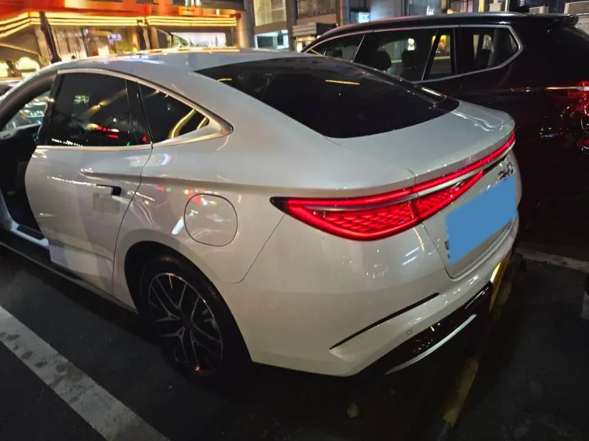 2023 BYD Seal 1.5L 110HP L4 E-CVT PHEV 17.6KWH,autocango,china used car exporter,china ev exporter,chinese used car exporter,chinese used ev exporter