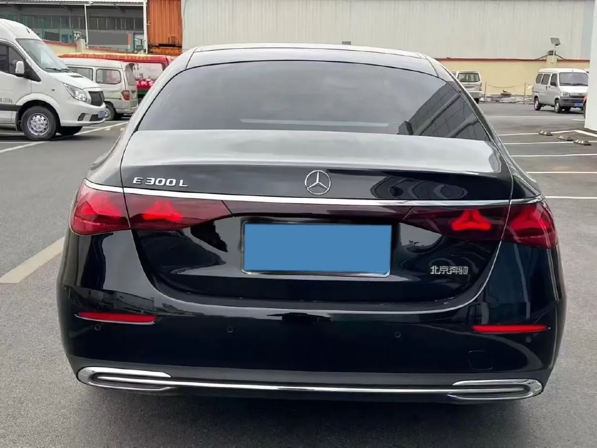 2025 Mercedes-Benz E Class 2.0T 258HP L4 9AT,autocango,china used car exporter,china ev exporter,chinese used car exporter,chinese used ev exporter