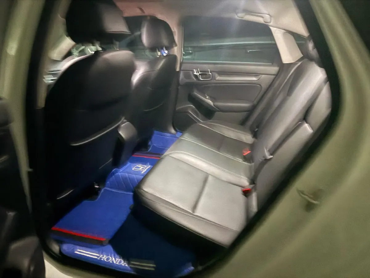 2022 Honda Civic 1.5T 182HP L4 CVT,autocango,china used car exporter,china ev exporter,chinese used car exporter,chinese used ev exporter