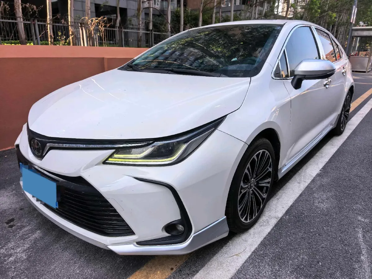 2021 Toyota Corolla 1.2T 116HP L4 CVT,autocango,china used car exporter,china ev exporter,chinese used car exporter,chinese used ev exporter