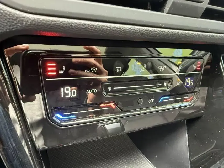 2021 Volkswagen Tayron 1.4T 150HP L4 7DCT,autocango,china used car exporter,china ev exporter,chinese used car exporter,chinese used ev exporter