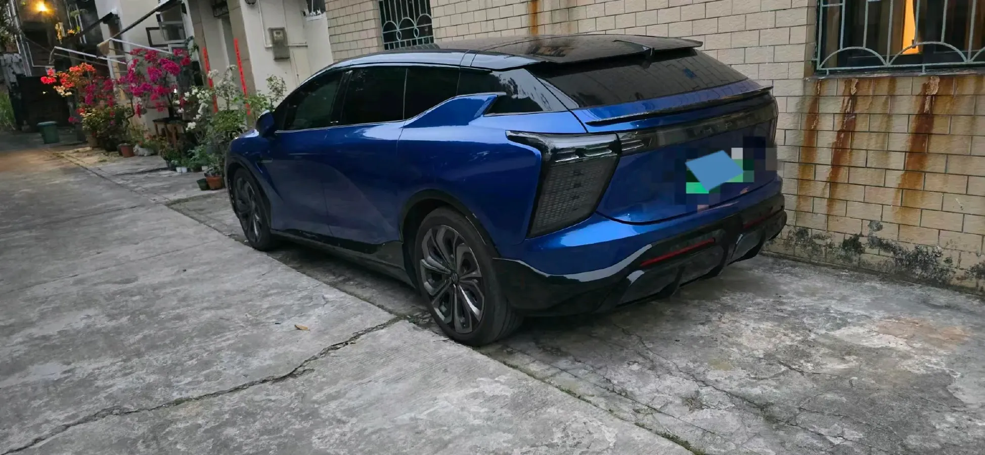 2021 HiPhi X BEV 97KWH,autocango,china used car exporter,china ev exporter,chinese used car exporter,chinese used ev exporter