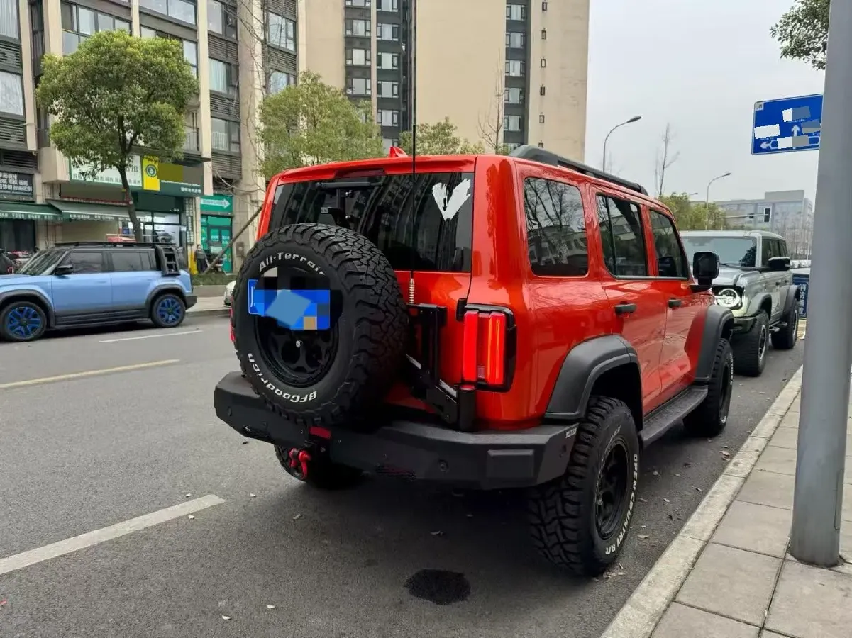 2025 Tank 300 2.0T 227HP L4 9AT,autocango,china used car exporter,china ev exporter,chinese used car exporter,chinese used ev exporter