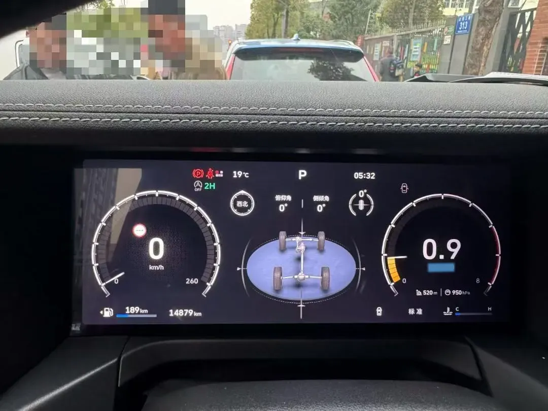 2025 Tank 300 2.0T 227HP L4 9AT,autocango,china used car exporter,china ev exporter,chinese used car exporter,chinese used ev exporter