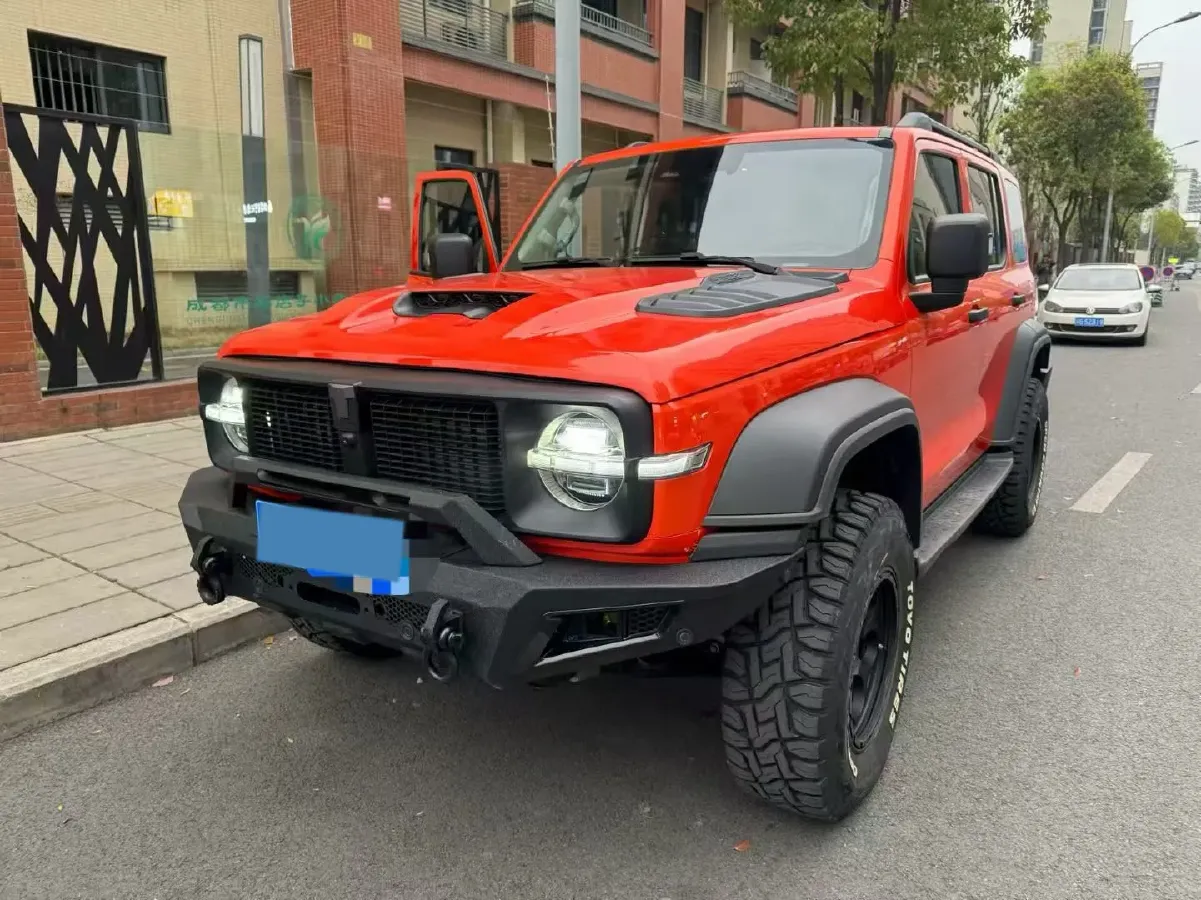 2025 Tank 300 2.0T 227HP L4 9AT,autocango,china used car exporter,china ev exporter,chinese used car exporter,chinese used ev exporter