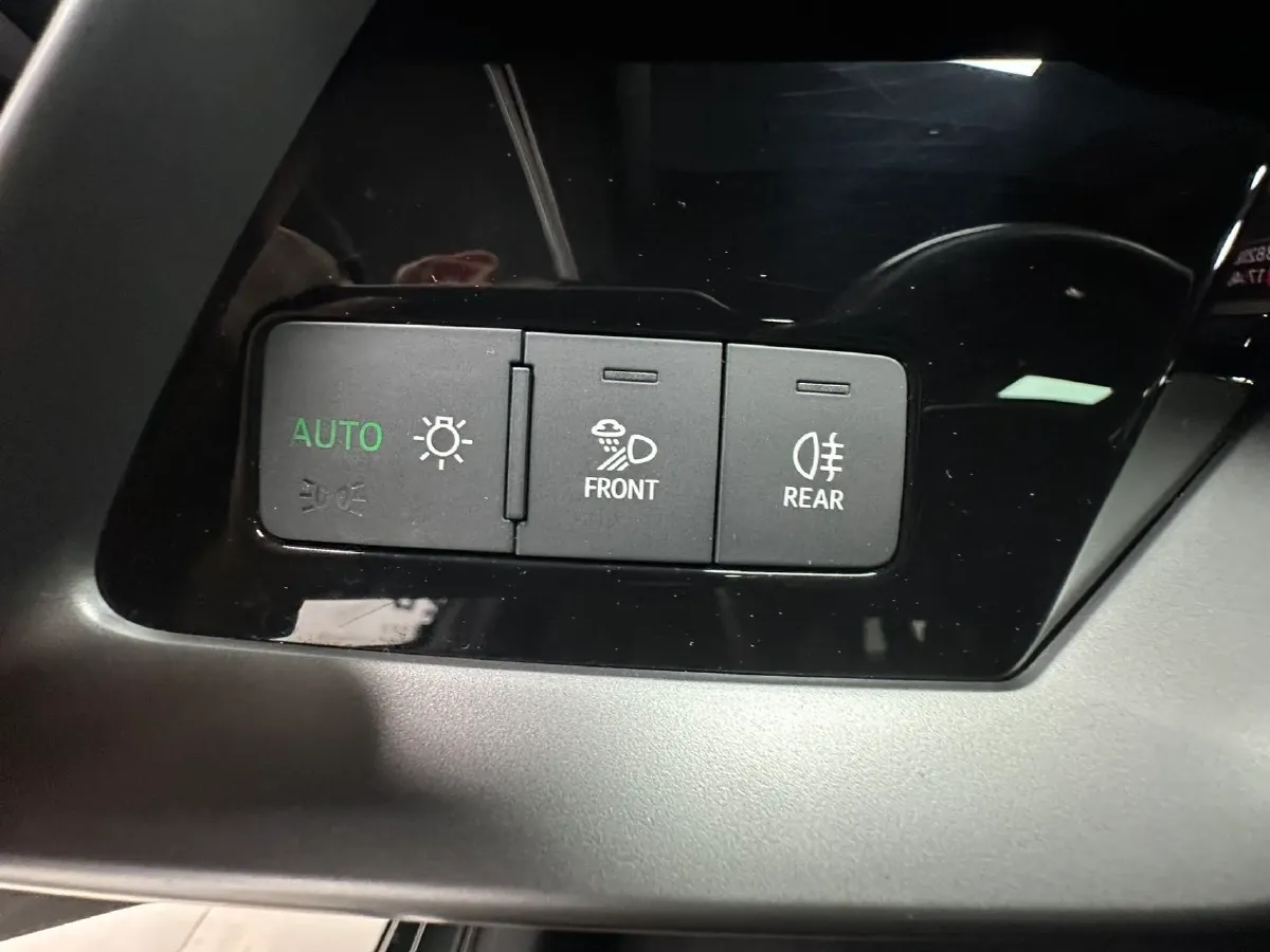 2023 Audi A3 1.4T 150HP L4 7DCT,autocango,china used car exporter,china ev exporter,chinese used car exporter,chinese used ev exporter