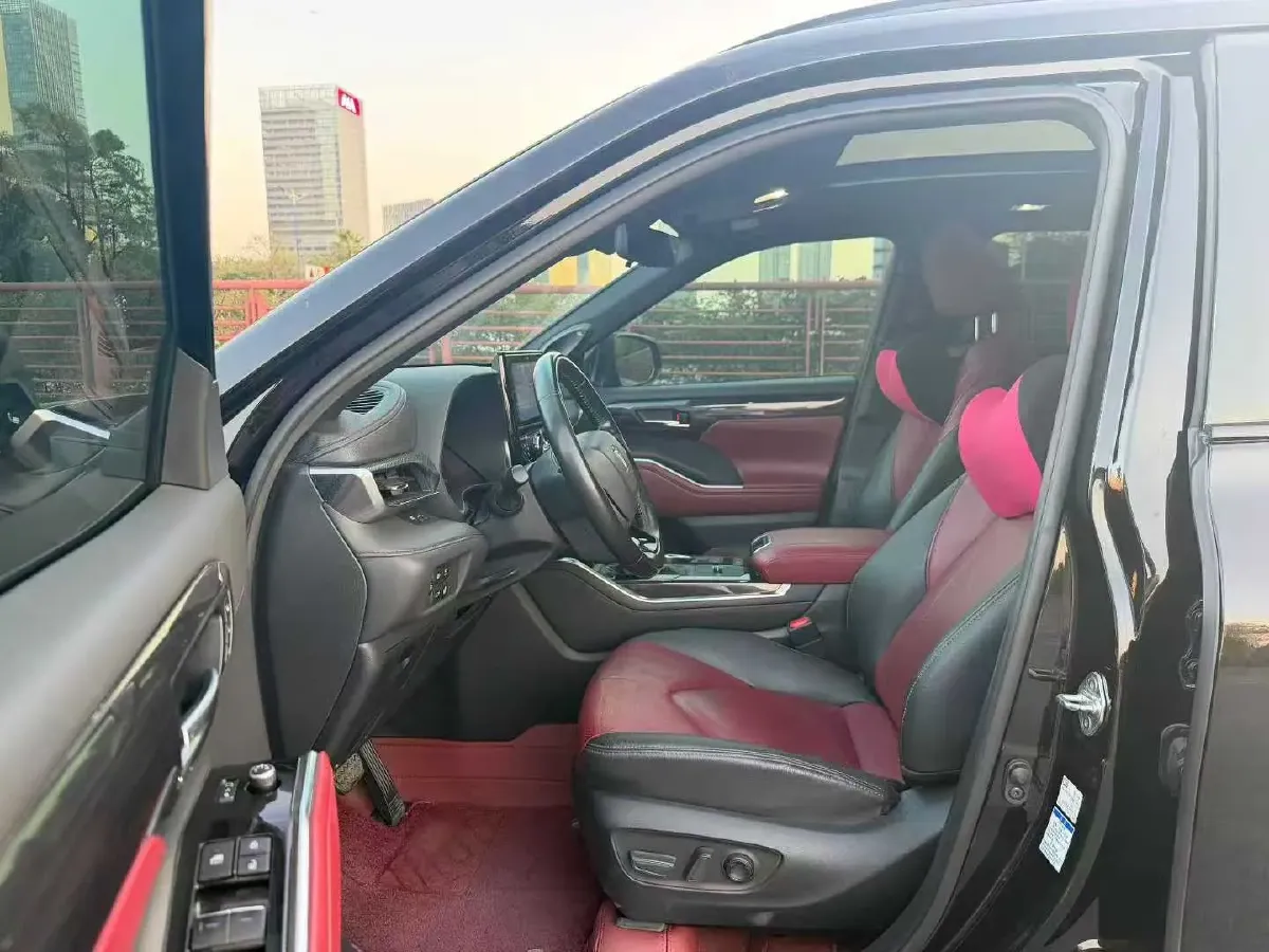 2022 Toyota Crown Kluger 2.5L 192HP L4 E-CVT Hybrid,autocango,china used car exporter,china ev exporter,chinese used car exporter,chinese used ev exporter