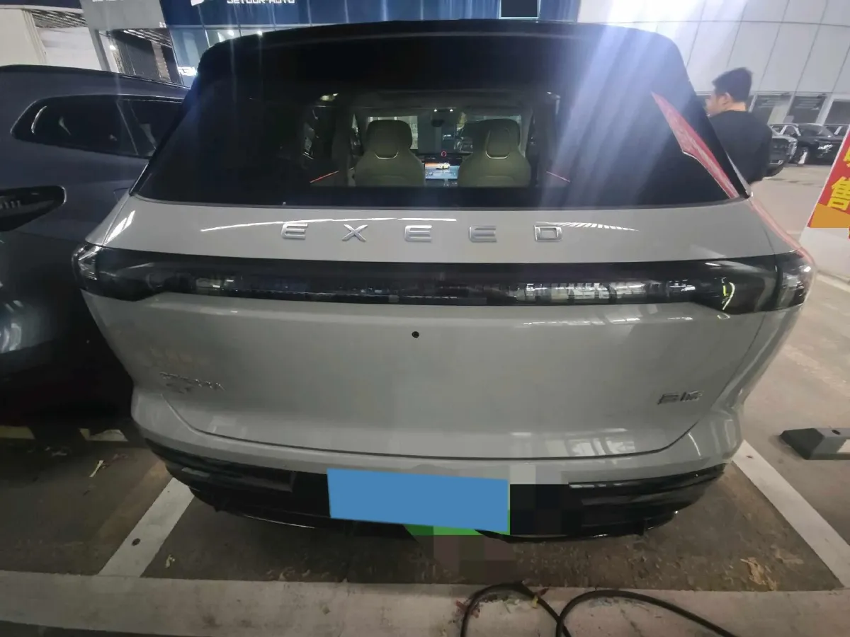 2025 Exceed Sterra ET REEV 156HP REEV,autocango,china used car exporter,china ev exporter,chinese used car exporter,chinese used ev exporter