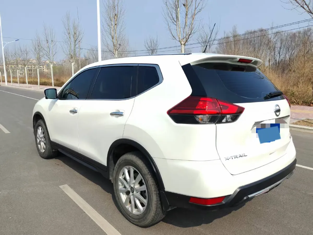2023 Nissan X-Trail 2.0L 151HP L4 CVT,autocango,china used car exporter,china ev exporter,chinese used car exporter,chinese used ev exporter