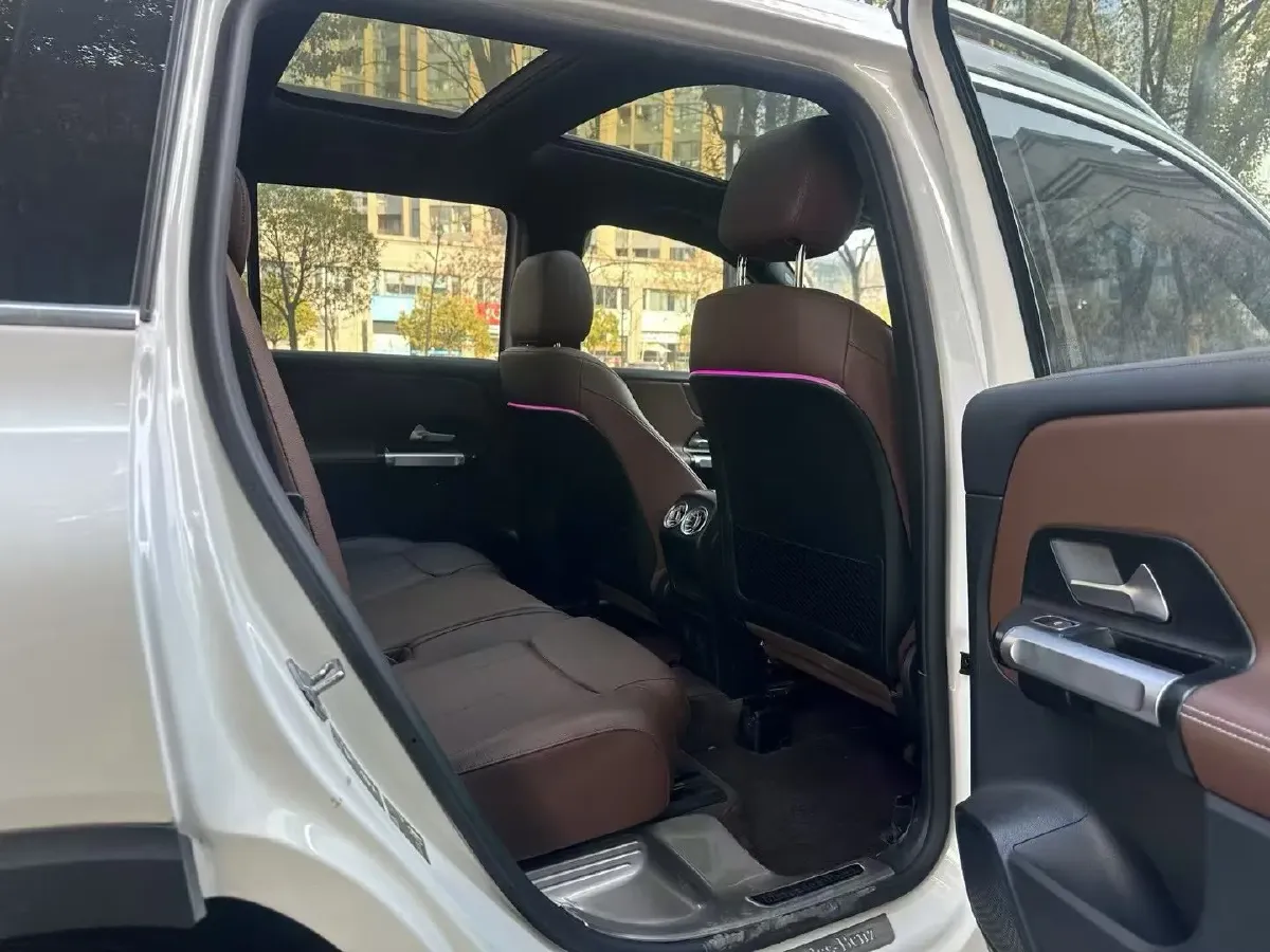 2023 Mercedes-Benz GLB Class 2.0T 190HP L4 8DCT,autocango,china used car exporter,china ev exporter,chinese used car exporter,chinese used ev exporter