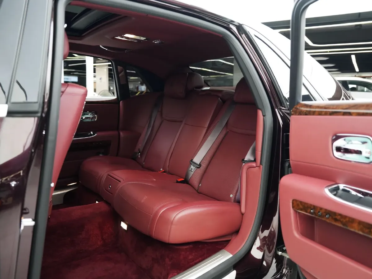 2018 Rolls-Royce Ghost 6.6T 571HP V12 8AT,autocango,china used car exporter,china ev exporter,chinese used car exporter,chinese used ev exporter