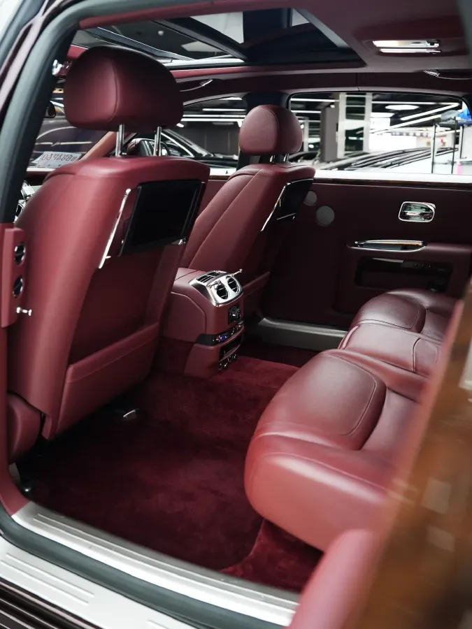 2018 Rolls-Royce Ghost 6.6T 571HP V12 8AT,autocango,china used car exporter,china ev exporter,chinese used car exporter,chinese used ev exporter