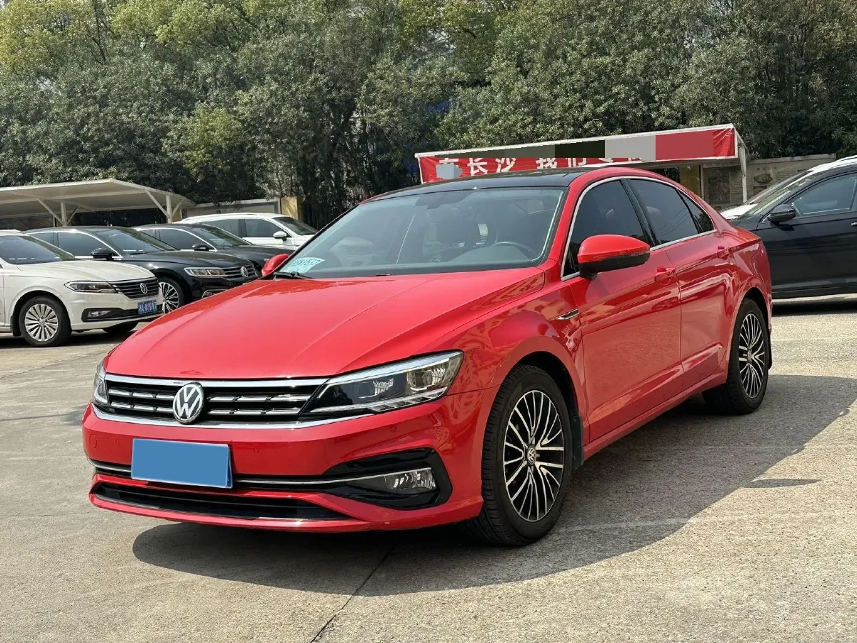 2019 Volkswagen Tayron 2.0T 186HP L4 7DCT,autocango,china used car exporter,china ev exporter,chinese used car exporter,chinese used ev exporter