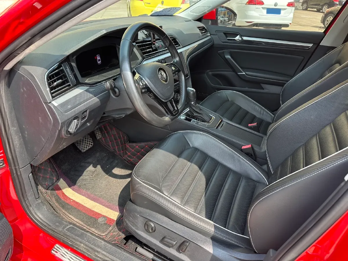2019 Volkswagen Tayron 2.0T 186HP L4 7DCT,autocango,china used car exporter,china ev exporter,chinese used car exporter,chinese used ev exporter