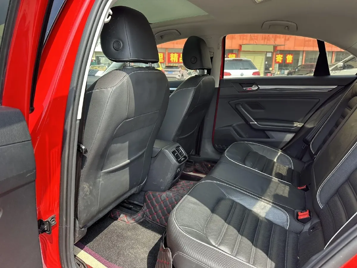 2019 Volkswagen Tayron 2.0T 186HP L4 7DCT,autocango,china used car exporter,china ev exporter,chinese used car exporter,chinese used ev exporter