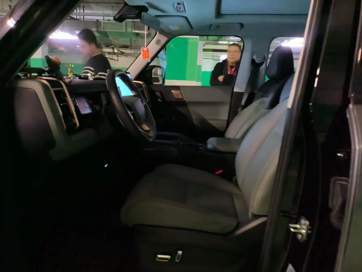 2024 JMC DaDao 2.3T 245HP L4 8AT,autocango,china used car exporter,china ev exporter,chinese used car exporter,chinese used ev exporter