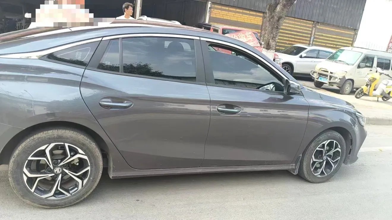 2023 MG 5 1.5L 129HP L4 5MT,autocango,china used car exporter,china ev exporter,chinese used car exporter,chinese used ev exporter