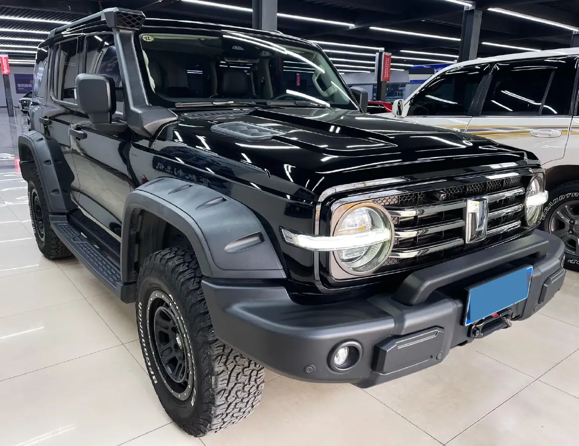 2022 Tank 300 2.0T 227HP L4 8AT,autocango,china used car exporter,china ev exporter,chinese used car exporter,chinese used ev exporter