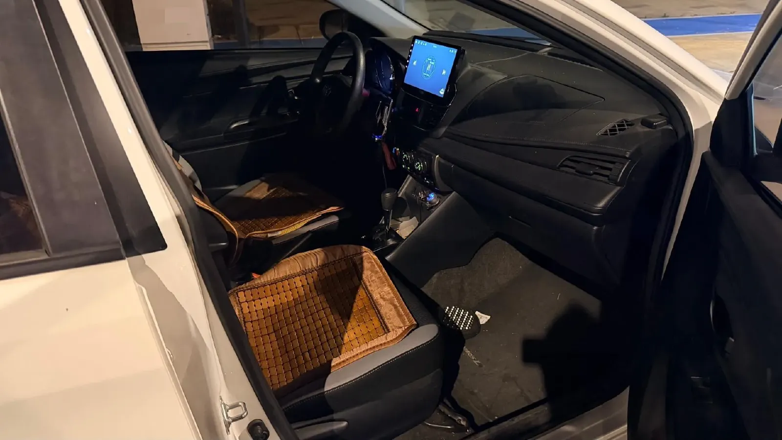 2020 Toyota Yaris L 1.5L 110HP L4 CVT,autocango,china used car exporter,china ev exporter,chinese used car exporter,chinese used ev exporter