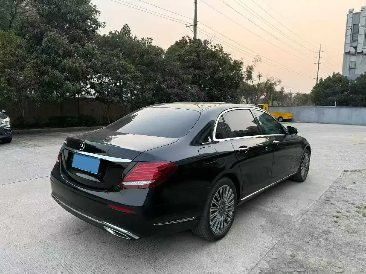 2020 Mercedes-Benz E Class 2.0T 258HP L4 9AT,autocango,china used car exporter,china ev exporter,chinese used car exporter,chinese used ev exporter