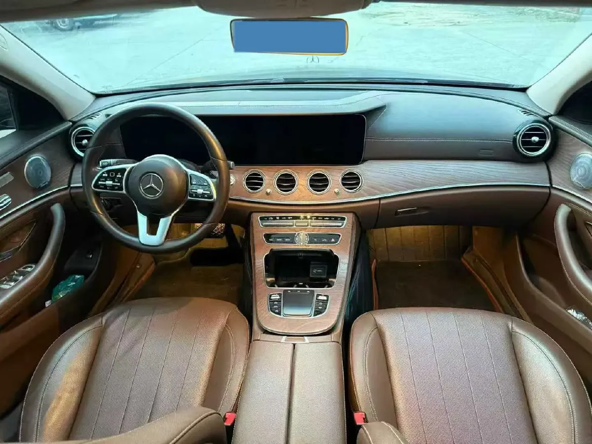 2020 Mercedes-Benz E Class 2.0T 258HP L4 9AT,autocango,china used car exporter,china ev exporter,chinese used car exporter,chinese used ev exporter