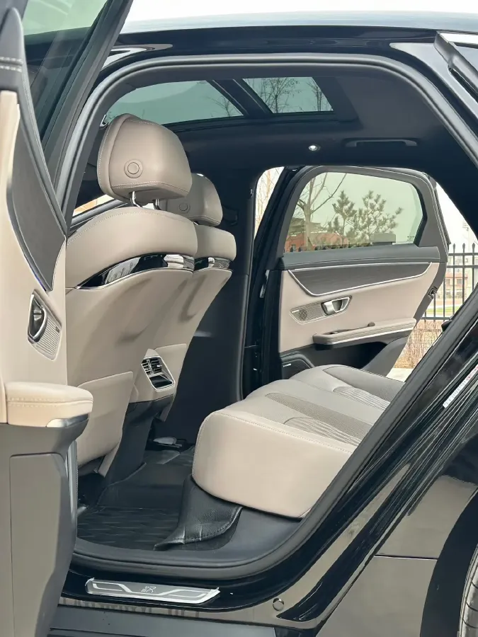 2025 BYD Han 1.5T 156HP L4 E-CVT PHEV,autocango,china used car exporter,china ev exporter,chinese used car exporter,chinese used ev exporter