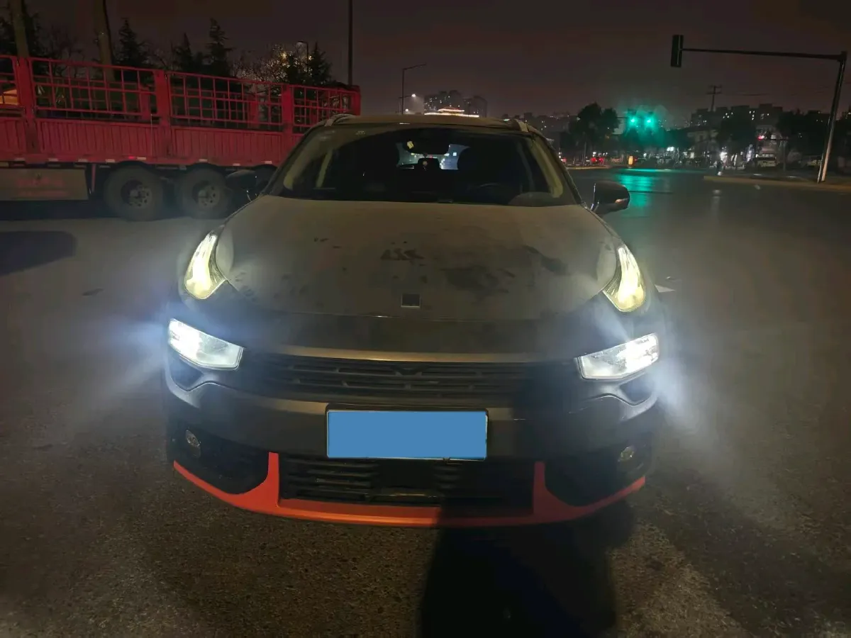 2018 Toyota C-HR 2.0L 171HP L4 CVT,autocango,china used car exporter,china ev exporter,chinese used car exporter,chinese used ev exporter