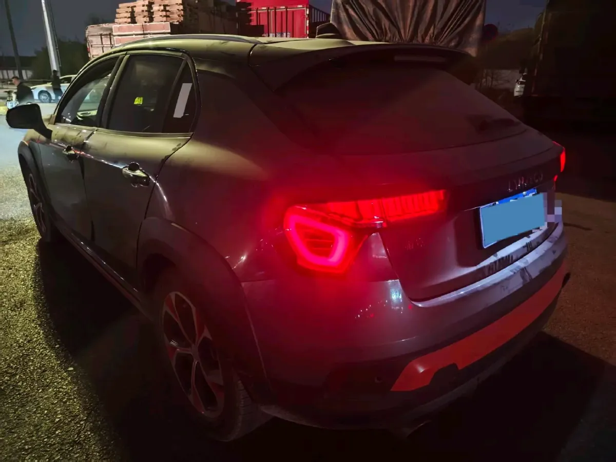 2018 Toyota C-HR 2.0L 171HP L4 CVT,autocango,china used car exporter,china ev exporter,chinese used car exporter,chinese used ev exporter