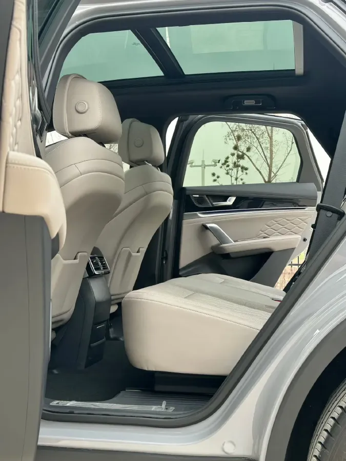 2025 BYD Tang 1.5T 156HP L4 E-CVT PHEV 21.504KWH,autocango,china used car exporter,china ev exporter,chinese used car exporter,chinese used ev exporter