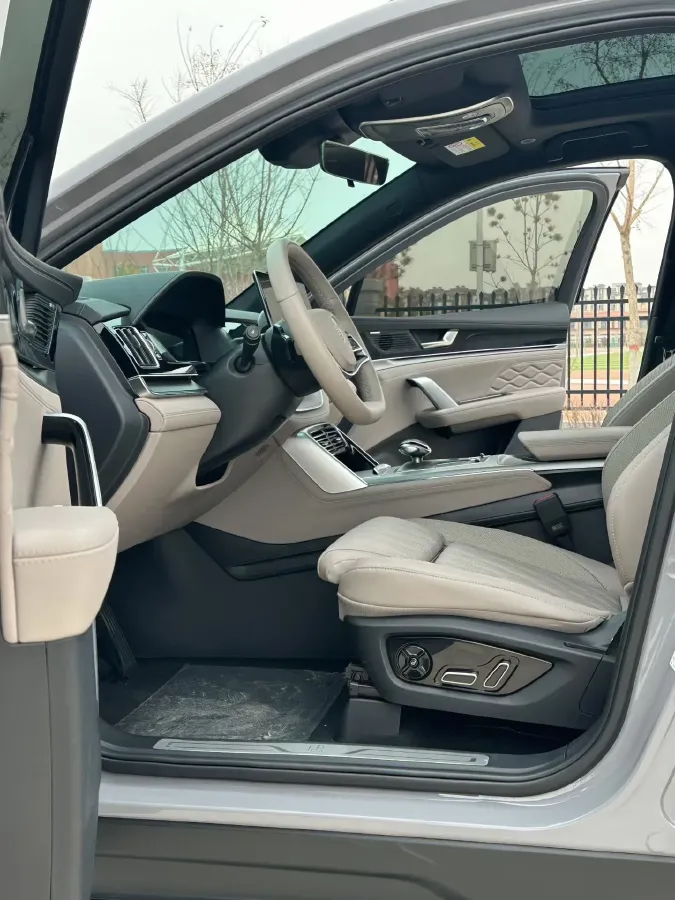 2025 BYD Tang 1.5T 156HP L4 E-CVT PHEV 21.504KWH,autocango,china used car exporter,china ev exporter,chinese used car exporter,chinese used ev exporter