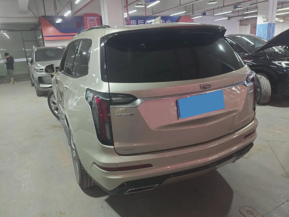 2021 Cadillac XT6 2.0T 237HP L4 9AT,autocango,china used car exporter,china ev exporter,chinese used car exporter,chinese used ev exporter