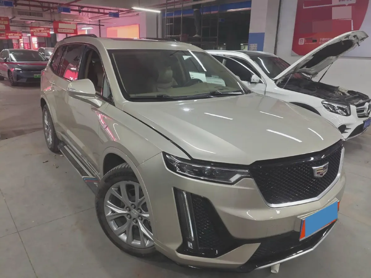 2021 Cadillac XT6 2.0T 237HP L4 9AT,autocango,china used car exporter,china ev exporter,chinese used car exporter,chinese used ev exporter